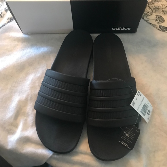 ADIDAS ADILETTE CLOUDFOAM PLUS SLIDES ALL BLACK NWT ADIDAS ADILETTE CLOUDFOAM PLUS SLIDES ALL BLACK NWT